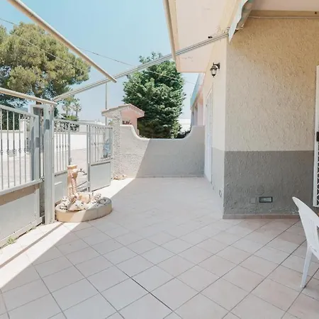 Lucia Apartmán